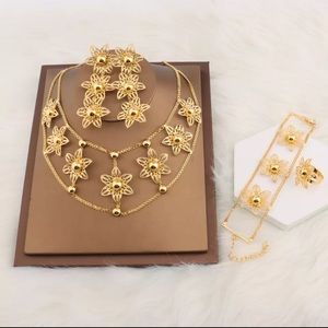 Gold plated Jewelry Set ✨ BRAND NEW NEVER WORN